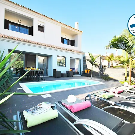 Holiday Home Albufeira Near Golden Beaches