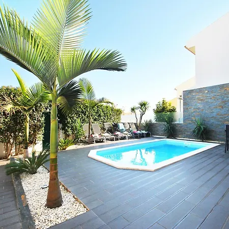 Holiday Home Albufeira Near Golden Beaches *